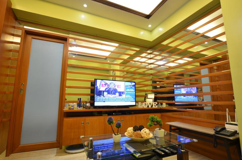 A Homey Place At Adriatico Manila Bagian luar foto